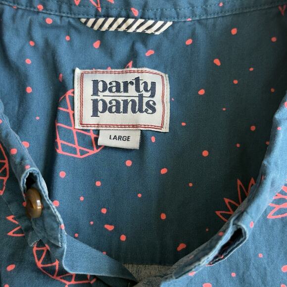 Mens Short Sleeve Button Down Shirt Colorful All Over Print Blue Pink Pineapple - Picture 3 of 6